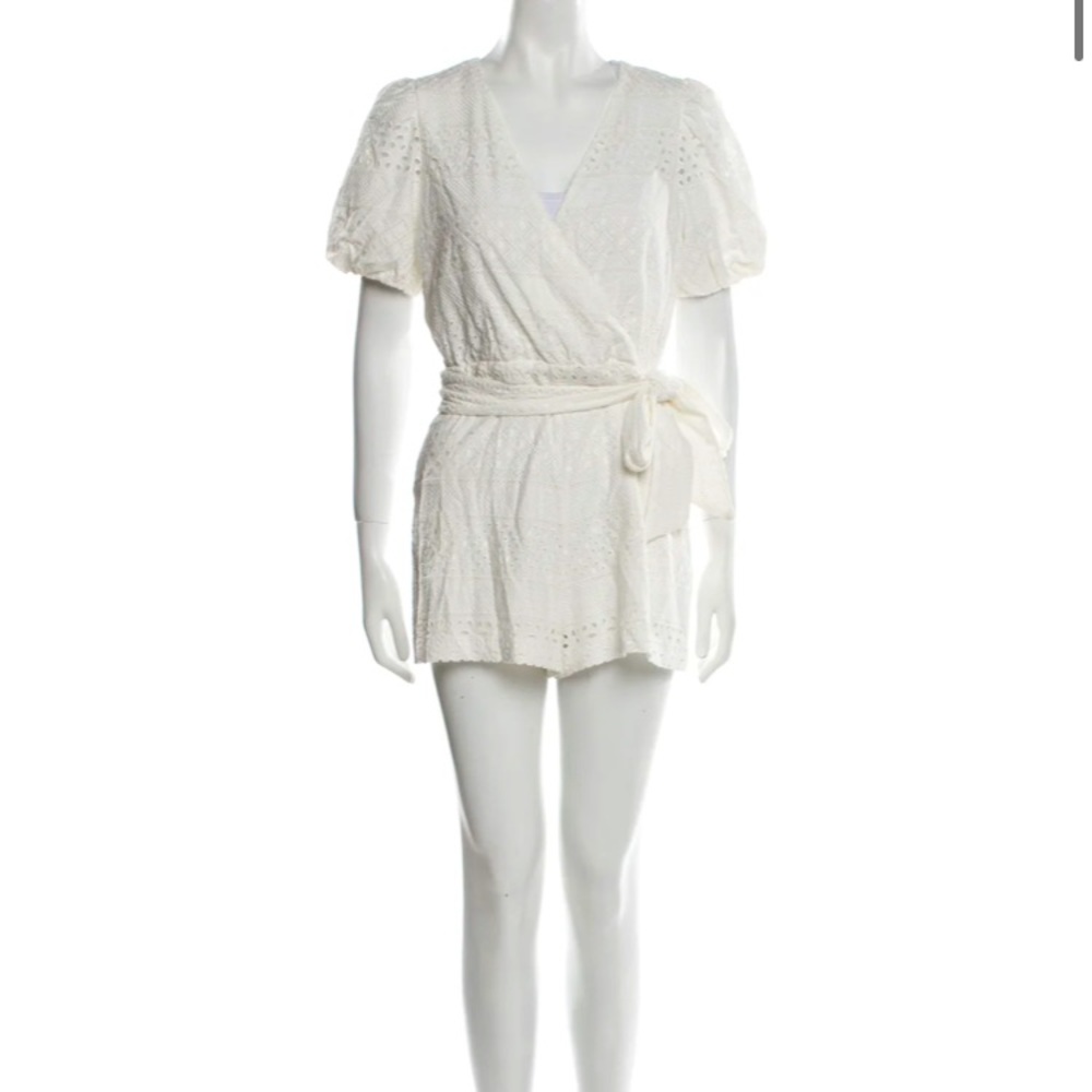 Alice + Olivia Romper White Lace, Eyelet & Embroidered Accents Short Sleeve NWT